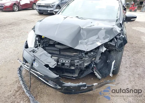 2017 Ford Focus Se z USA, uszkodzony, nr VIN 1FADP3F23HL346826